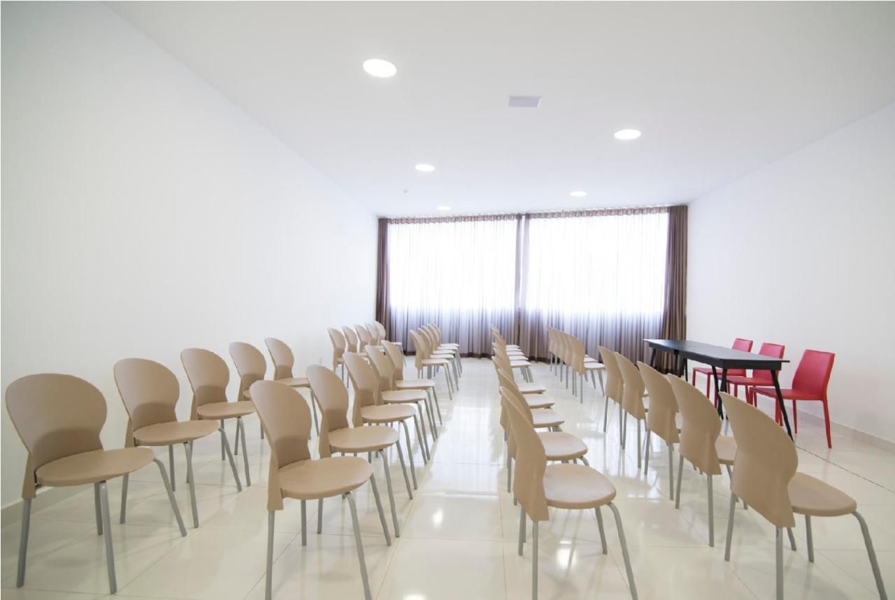 Hotel H2 Congonhas 외부 사진 The library