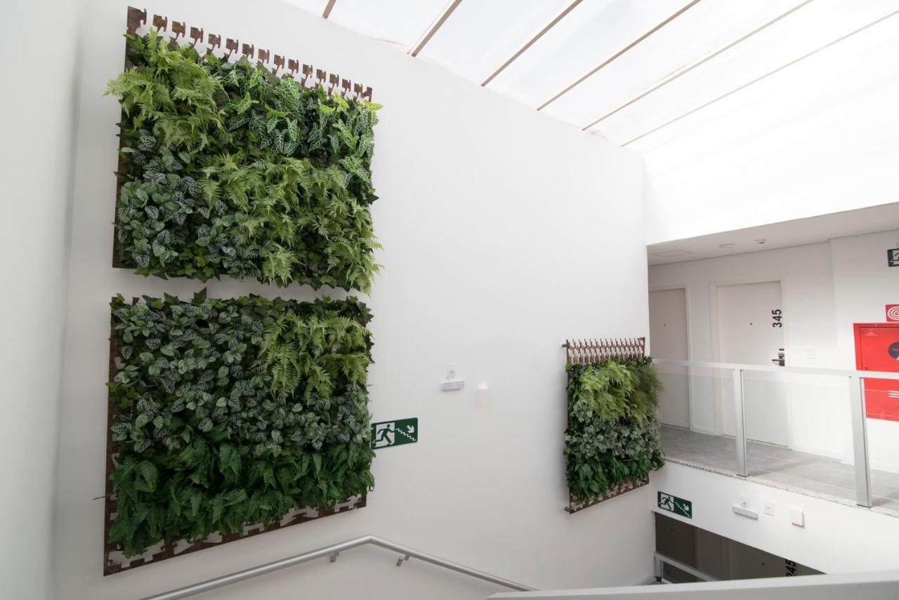 Hotel H2 Congonhas 외부 사진 Living wall